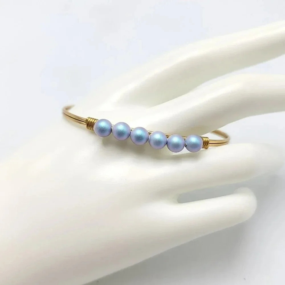 Luca Danni CRYSTAL PEARL Lavender Purple Bangle Bracelet Gold Tone 7"